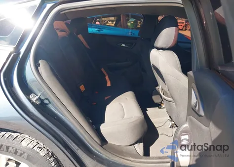 2019 Chevrolet Malibu Lt z USA, uszkodzony, nr VIN 1G1ZD5ST7KF166685